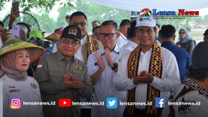 Fahrizal Darminto Sekda Prov Lampung  Dampingi Menteri Pertanian RI Berkunjung ke Lampung Tengah