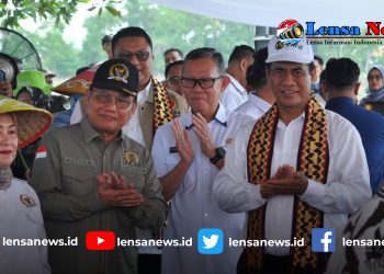 Fahrizal Darminto Sekda Prov Lampung  Dampingi Menteri Pertanian RI Berkunjung ke Lampung Tengah