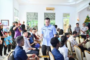 Momentum Natal, Bupati Dendi Ajak Umat Kristiani Hanura Perkuat Persatuan