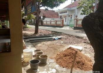 Warga Bangun Sari Bangun Talut Secara Swadaya