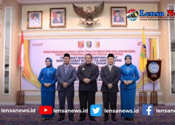 Arinal Djunaidi Serahkan SK Perpanjangan Masa Jabatan Penjabat Bupati Lampung Barat