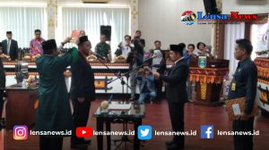 Hadi Kurniadi Dilantik Sebagai Angota DPRD PAW Kota Metro