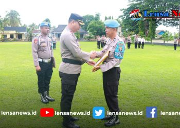 Moment Hari Kesadaran Nasional, Polres Lamtim Berikan Penghargaan pada Porsonil Berprestasi