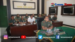 Dandim 0429/Lamtim Didampingi Perwira Jajaran Ikuti Pelatihan Public Speaking Secara Virtual