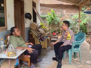 Bhabinkamtibmas Giat Sosialisasi dan  Pemahaman kepada Masyarakat Jelang Pemilu Serentak 2024