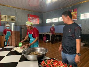 Kasub Yantah Pastikan Proses Pengolahan Makanan Berstandar Layak Higiene