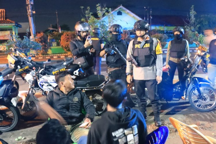 Kapolres Metro Pimpin Langsung Tim CRT Patroli Antisipasi Perang Sarung dan Kriminalitas Lainnya