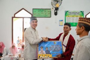 Bupati Dendi Sampaikan Program Baznas di Dua Kecamatan