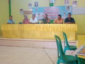 Hadiri Pembagian BLT-DD, Ini Pesan Babinsa Koramil 02/WB kepada Masyarakat