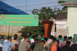 Bersama Masyarakat Sekitar, Kodim 0429/Lamtim Gelar Shalat Idhul Fitri 1445 H