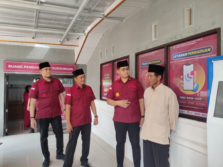 Rayakan Idul Fitri Hari Kedua, Layanan Kunjungan Disambut Antusias oleh Keluarga Warga Binaan