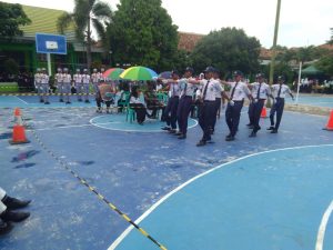 Kolaborasi dan Sinergi TNI-Polri Juri PBB Exco SMAN 1 Lampung Timur