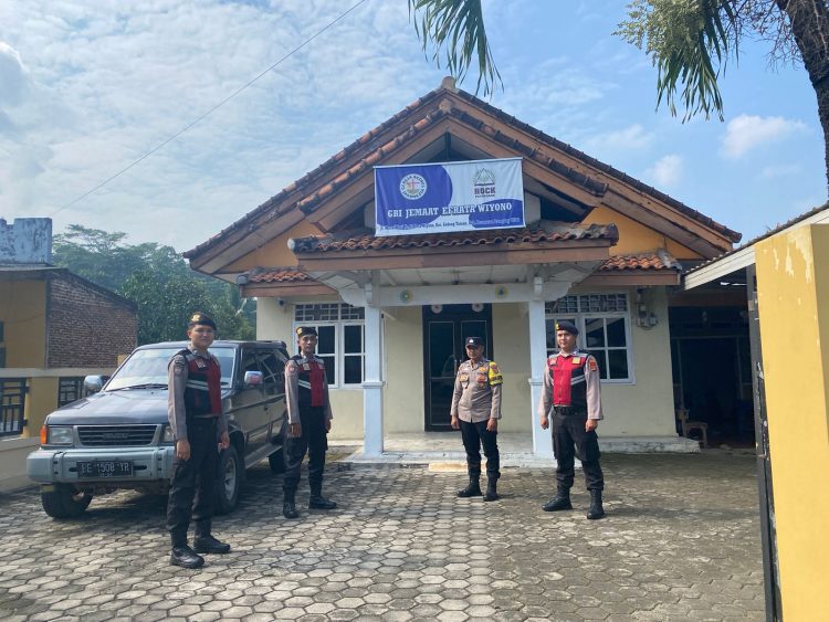 Puluhan Personil Polres Pesawaran Amankan Peringatan Kenaikan Isa Al-Masih