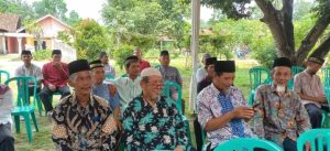 Jaga Silaturahmi, Kades Kali Bening Hadiri Tasyakuran di Kediaman Warga