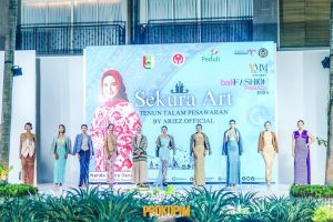 Tenun Tataan Lampung di Promosikan Nanda ke Fashion Show Terbesar di Bali