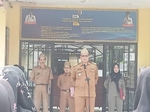 Tingkatkan Displin Pegawai Camat Gedong Tataan Pimpin Apel Pagi Rutin