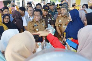 Gerakan Pasar Murah se Sulsel, Pemkab Jeneponto Gelar Pasokan Pangan dan Harga di Kecamatan Tamaletae