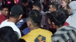 Isak Tangis Keluarga Saat Tiba Jenazah Rusli yang Tewas Ditembak KKB Papua Tengah