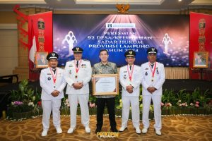 Sukses Membina Desa Pemkab Pesawaran Raih Penghargaan Anubhawa Sasana Desa