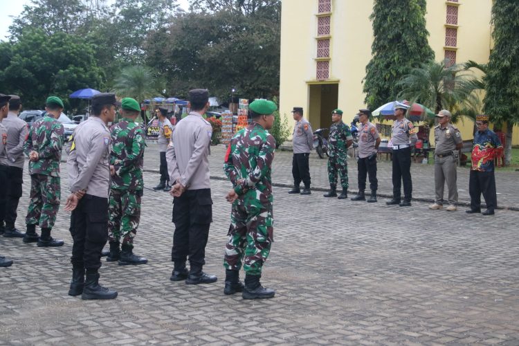 TNI Polri Gelar Pengamanan Kepulangan Jamaah Haji di Lamtim