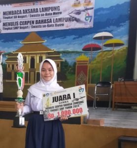 Rajo Pujian Sabet Juara I Lomba Cerpen Tingkat SMPN se-Kota Metro