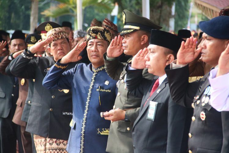 Dandim Bersama Forkopimda Lamtim Mengikuti Upacara Kemerdekaan Republik Indonesia ke-79