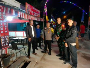 Guna Jalin Silaturahmi dan Kedekatan dengan Masyarakat, TNI POLRI Kunjungi Pos Ronda 