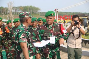 Dandim 0429/Lamtim Pimpin Apel Gelar Pasukan Pam VVIP Kunker RI 1