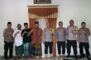 Kapolres Lampung Timur Kunjungi Ketua NU dalam Safari Kamtibmas dan Cooling System Menjelang Pilkada 2024