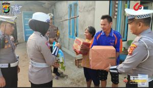 Menyambut Hari Ulang Tahun Lalu Lintas ke-69, Satlantas Polres Metro Menggelar Kegiatan Bakti Sosial