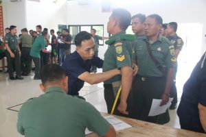 Prajurit Kodim 0429/Lamtim Serentak Pengukuran Baju PDH