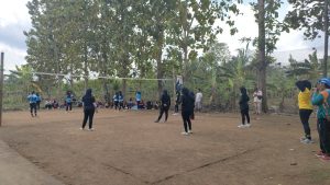 Dumpyuk Gelar Pertandingan Voli Putri Pertemukan Desa Mekarharja dengan Desa Raharja