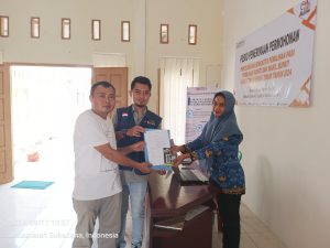 Bawa Berkas ke Bawaslu Genta Laporkan KPU Lampung Timur