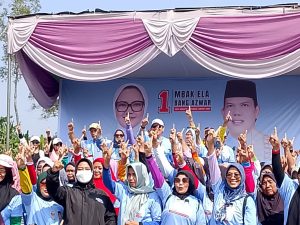 Paslon Bupati Lamtim No Urut 1 Ela-Azwar Sapa Masyarakat Purbolinggo