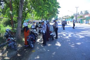 Ops Zebra Krakatau 2024, Sat Lantas Polres Metro Kembali Berikan Sanksi Kepada Pengguna Jalan yang Melanggar