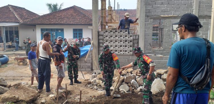 Kompak, 2 Koramil Jajaran Kodim 0429/Lamtim Gotong-royong Bangun Mushola