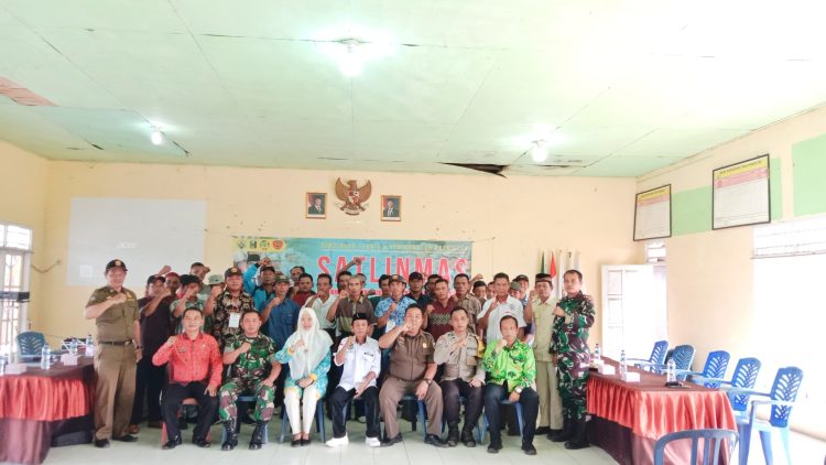 Tampil Sebagai Narasumber Danramil 429-12/Bth Ajak Linmas Tingkat Kewaspadaan 