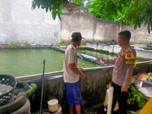 Perkuat Ketahanan Pangan, Bhabinkamtibmas Polres Metro Kunjungi ke Warga Binaan