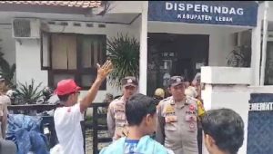 Diduga Adanya Penyimpangan PAD Retribusi Pasar ,Ormas BBP Gerudug Disperindag Lebak, ini Kata Kabid perdagangan!