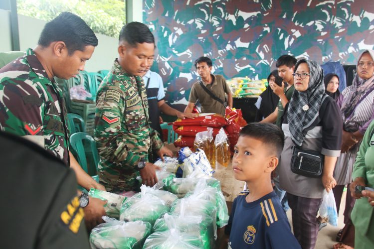 Rangkaian Hari Juang TNI AD ke-79, Kodim 0429/Lamtim Gelar Baksos dan Bazar Murah