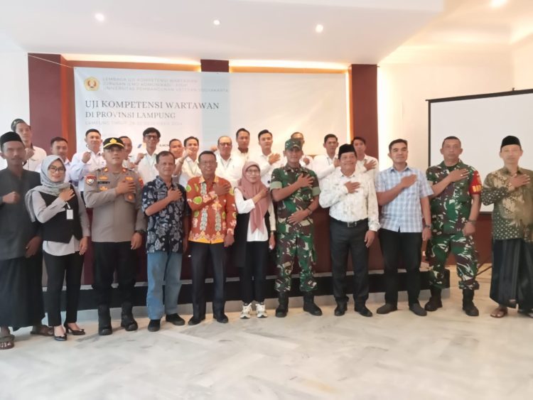 Sinergi dengan Insan Pers, Danramil 04/Sribhawono Hadiri UKW