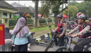 Samapta Polda Sumsel Gelar Kegiatan Turjawali dengan Bersepeda dan Jalan Kaki