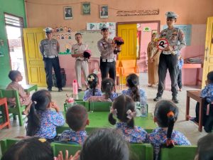 Kenalkan Tertib Berlalulintas Sejak Dini, Jajaran Polres Lamtim Laksanakan Program Polsanak