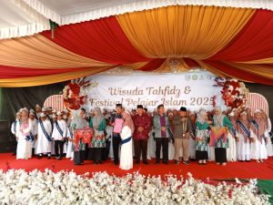Wisuda Tahfidz SIT Mufidatul Ilmi dan Milad ke-11