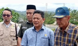 Sah Ajeman Anggota Komisi V DPRD Provinsi Lampung Reses Tahap I dengan Datang ke Lokasi Tanggul Jebol Akibat Banjir