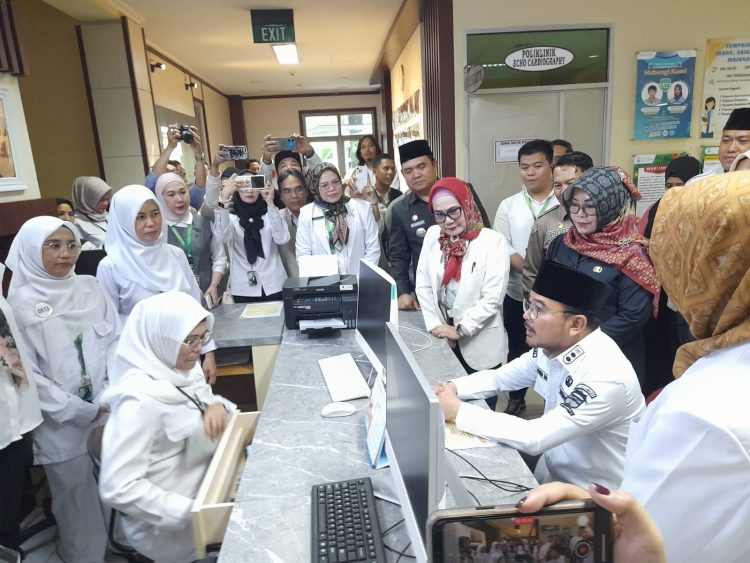 Wakil Walikota Palembang Sidak Langsung ke Rumah Sakit Bari