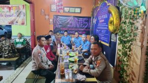 SMSI Bersama GP Ansor Lampung Timur Bagikan Takjil dan Bukber