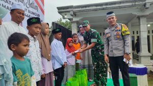 Forkopimcam Way Bungur Gelar Bukber dan Santunan Anak Yatim
