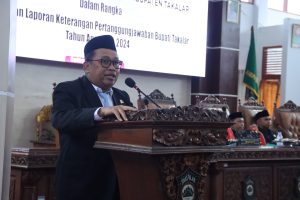 Bupati Takalar Daeng Manye Serahkan Dokumen Laporan Keterangan Pertanggungjawaban Bupati Takalar Tahun 2024
