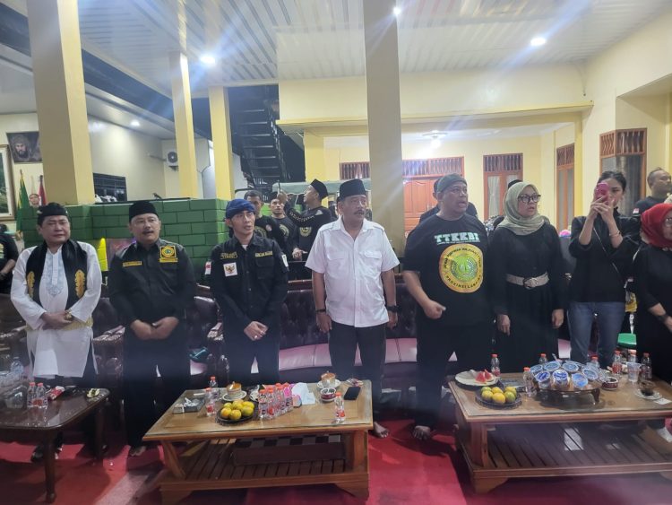 Keluarga Besar TTKKBI Gelar Halal Bihalal dan Pembukaan Latihan Gembrungan di Mabes DPP